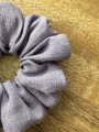 Gumka do włosów typu Scrunchie z lnu lawenda LINEN