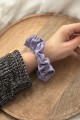 Gumka do włosów typu Scrunchie z lnu lawenda LINEN
